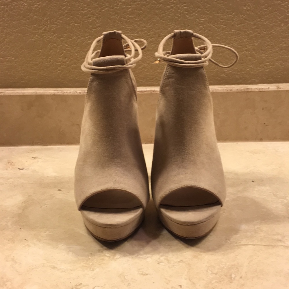 Aldo platform heels